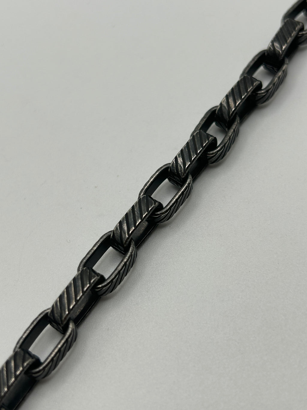 316L Stainless Steel Twisted Bar Link Bracelet - 8mm