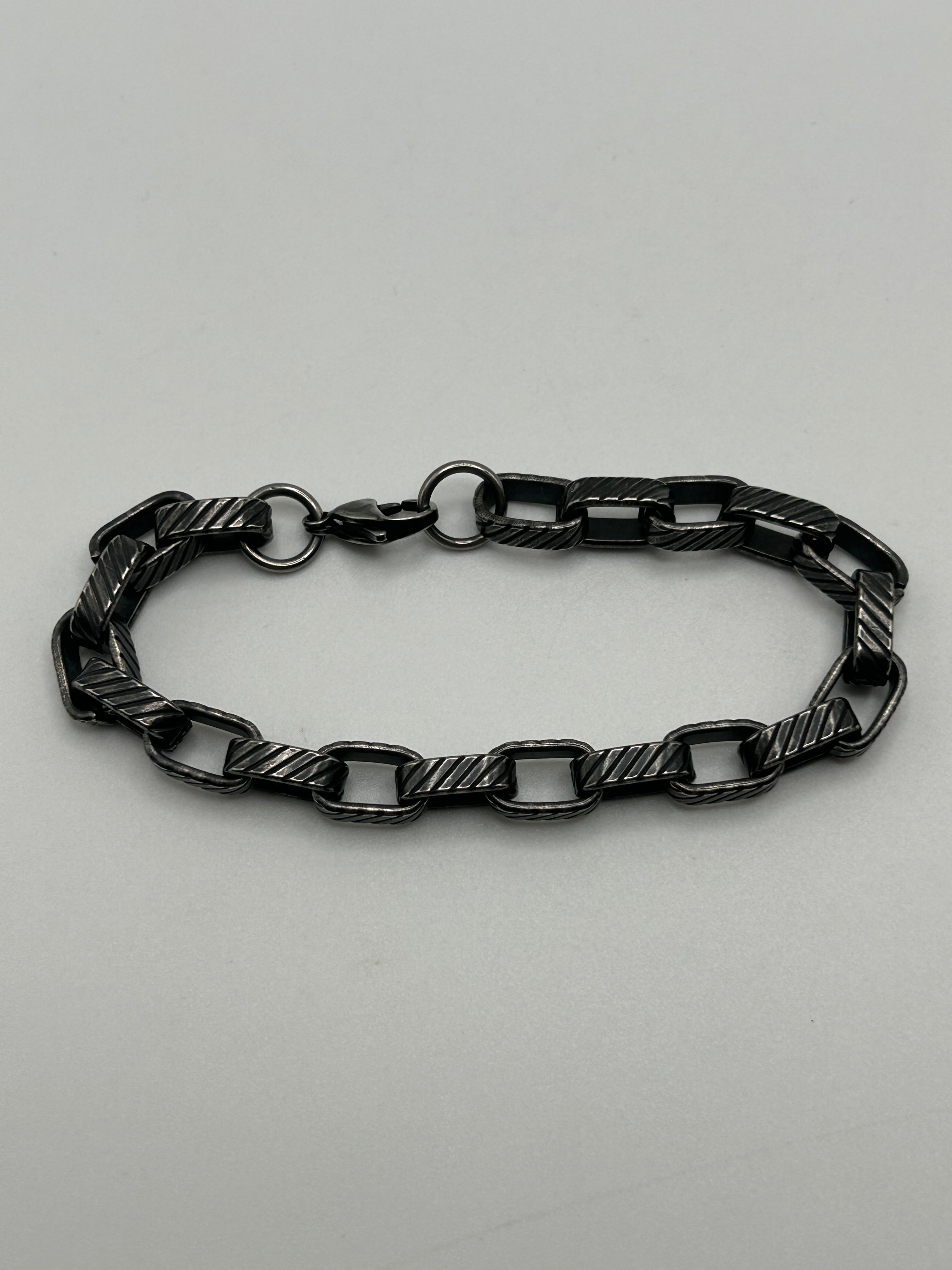 316L Stainless Steel Twisted Bar Link Bracelet - 8mm