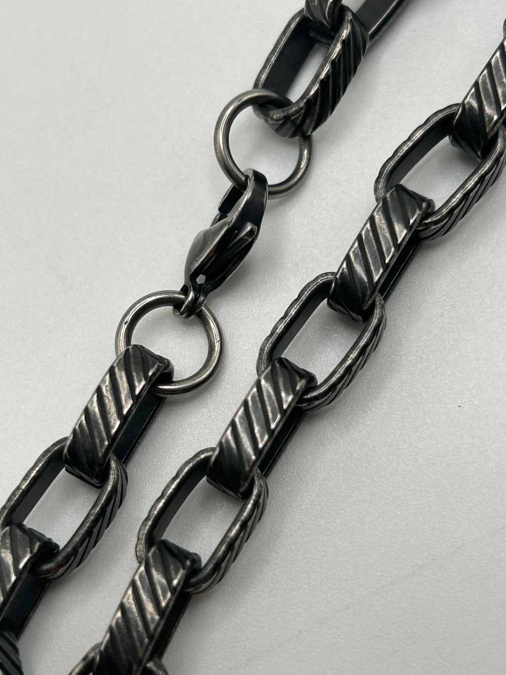 316L Stainless Steel Twisted Bar Link Bracelet - 8mm